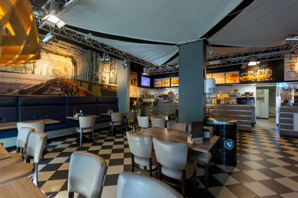 Verhage Hoogvliet halal restaurant in Hoogvliet Rotterdam