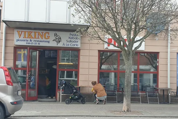 Viking Pizzeria Staffanstorp halal restaurant in Staffanstorp