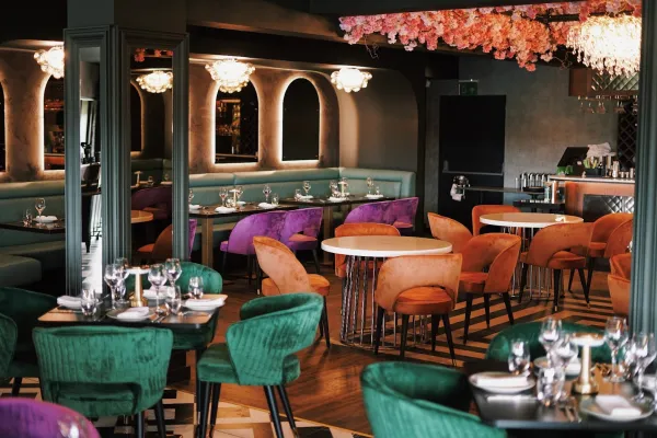 Zaazu Restaurant halal restaurant in Dordon