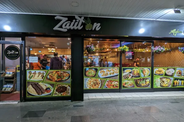 Zaiitoon Afghan and Pakistani Restaurant halal restaurant in Slough