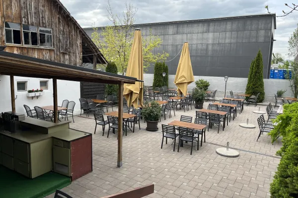 Zum Grünen Baum halal restaurant in Lauterach